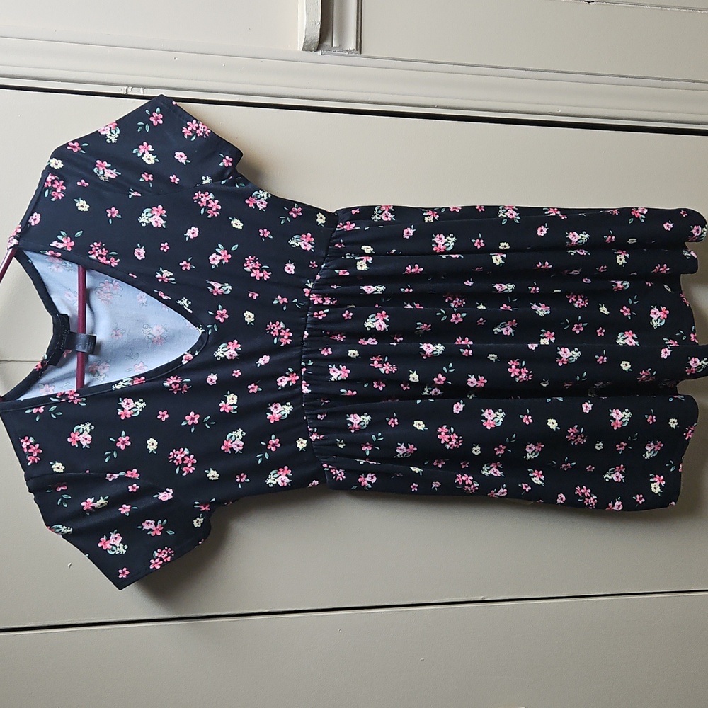 26. Floral/Black Flowy Dress size Large